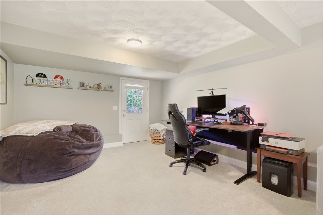 90 Mockingbird Drive Exeter, RI 02822 - Photo 24 of 40