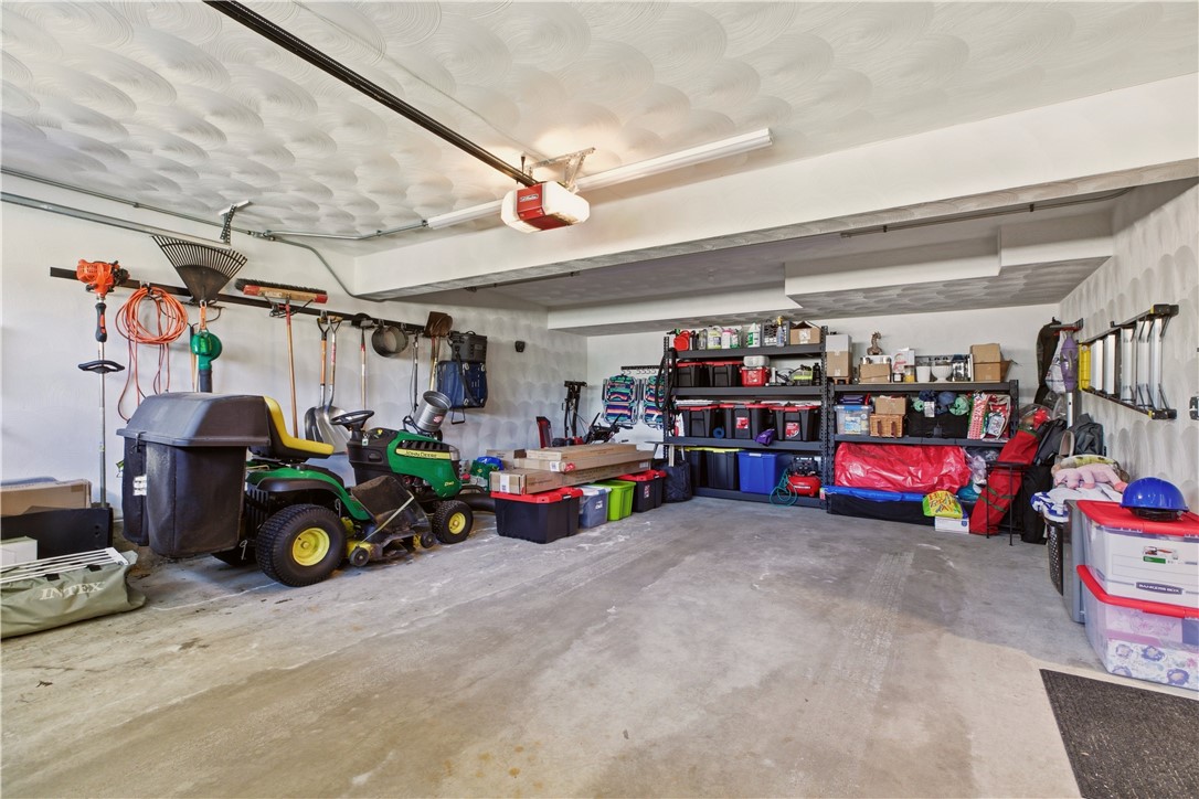 90 Mockingbird Drive Exeter, RI 02822 - Photo 27 of 40