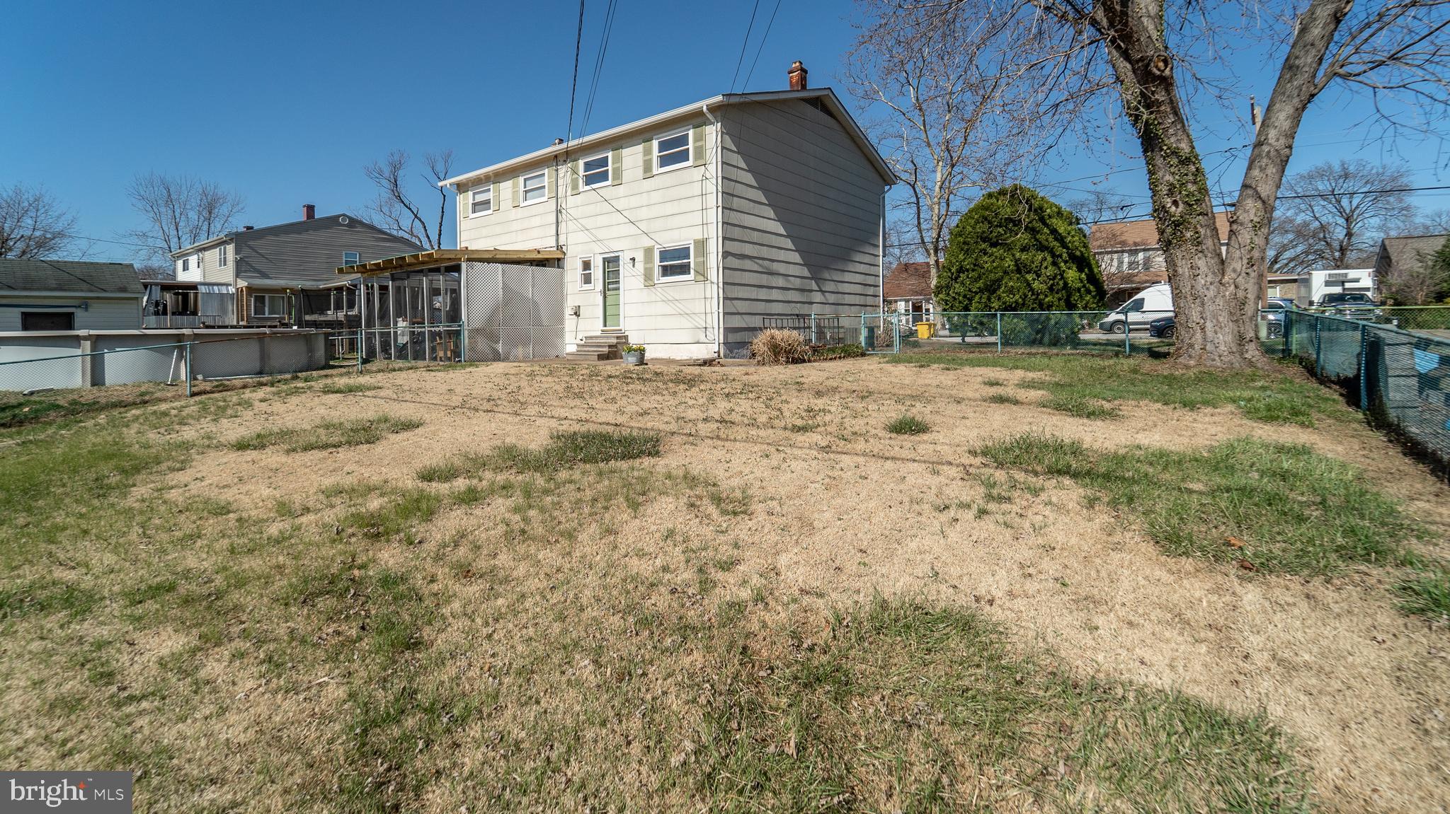 229 Wanda Road Pasadena, MD 21122 - Photo 24 of 26 Gallery Image 24