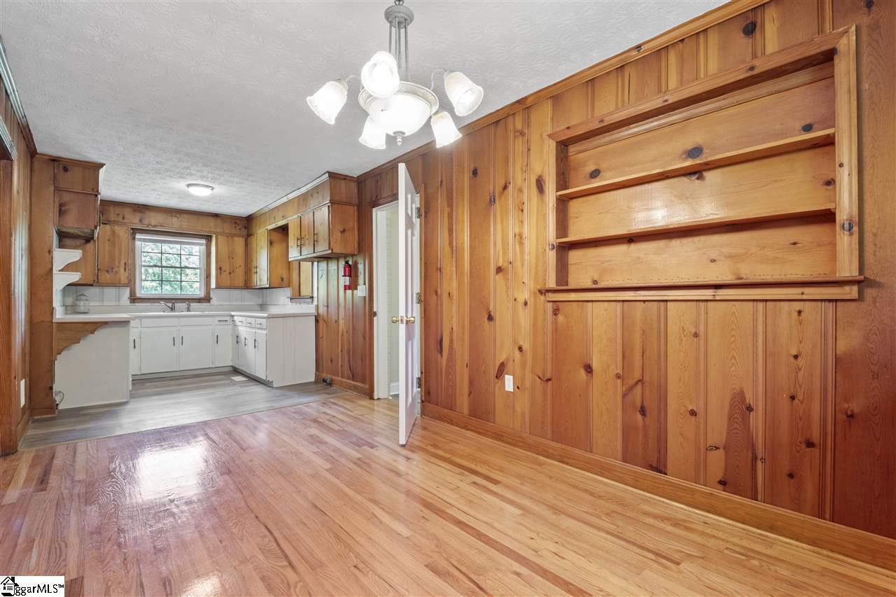 127 Old Cedar Rock Road Easley, SC 29640 - Photo 13 of 36 Gallery Image 13