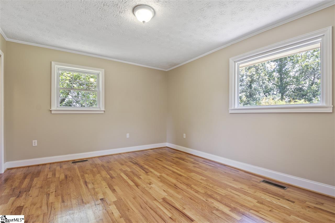 127 Old Cedar Rock Road Easley, SC 29640 - Photo 15 of 36 Gallery Image 15