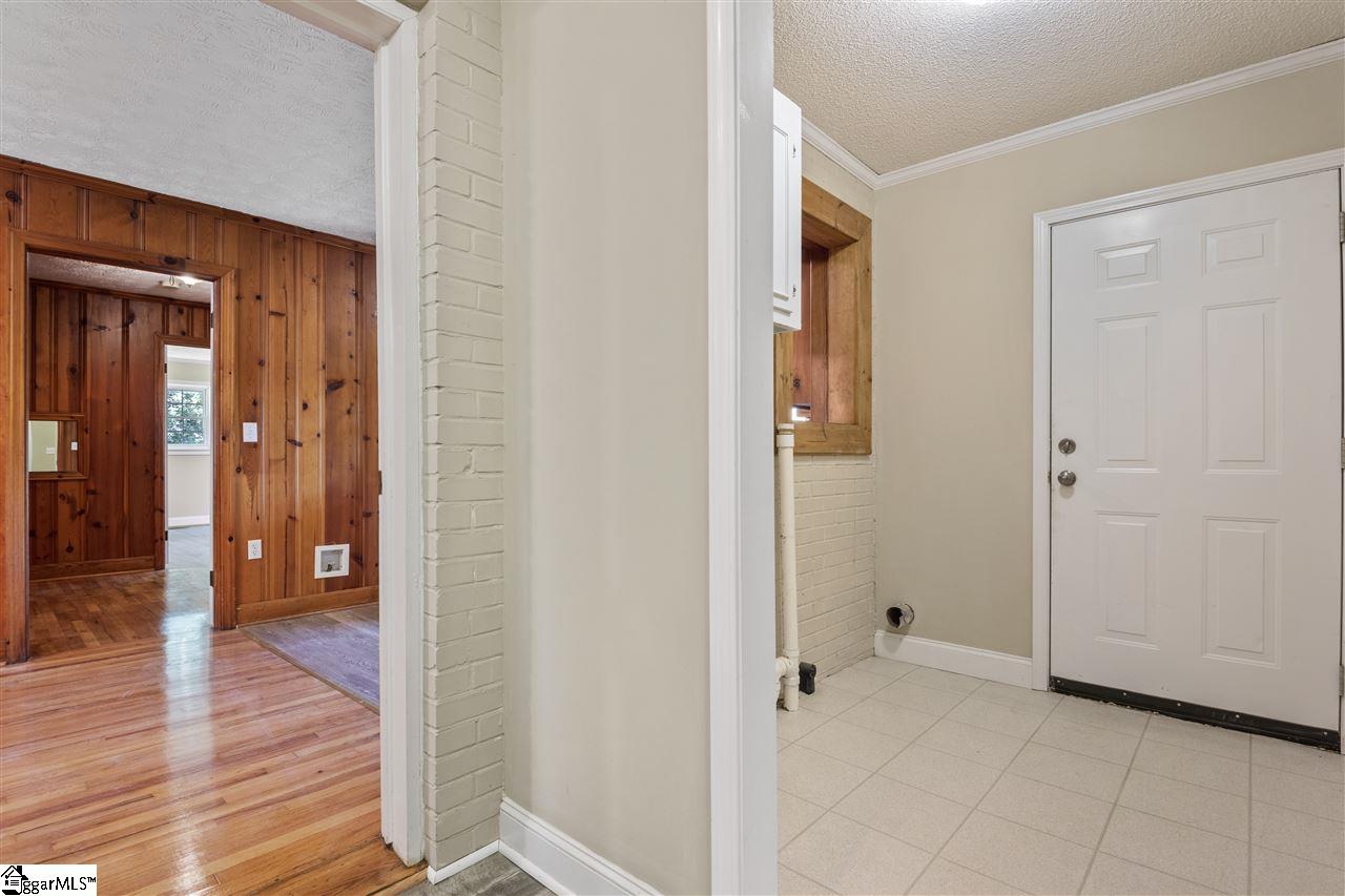 127 Old Cedar Rock Road Easley, SC 29640 - Photo 18 of 36 Gallery Image 18