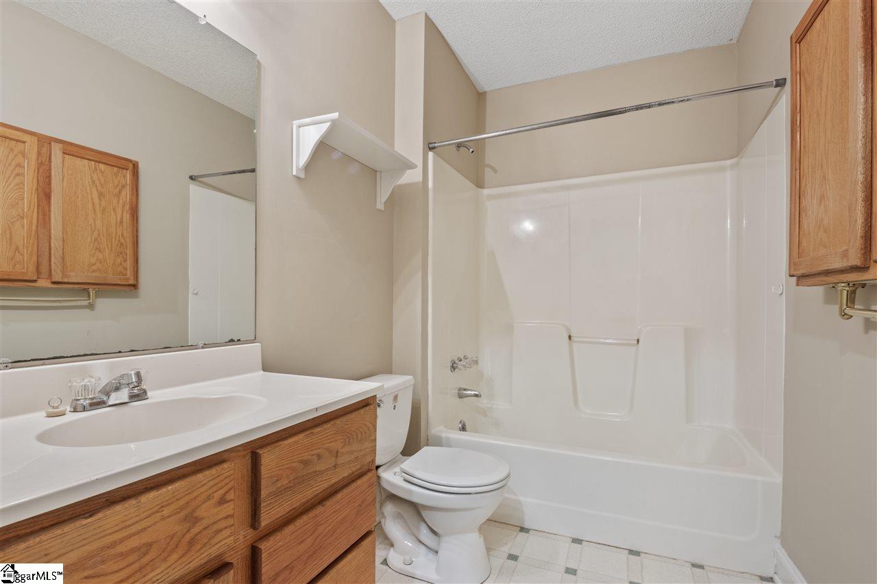 127 Old Cedar Rock Road Easley, SC 29640 - Photo 19 of 36 Gallery Image 19