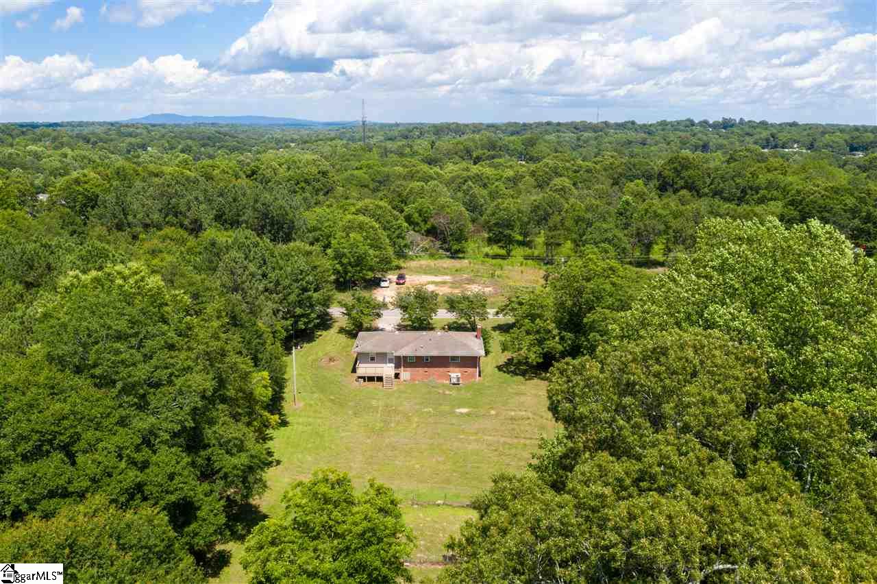 127 Old Cedar Rock Road Easley, SC 29640 - Photo 20 of 36 Gallery Image 20