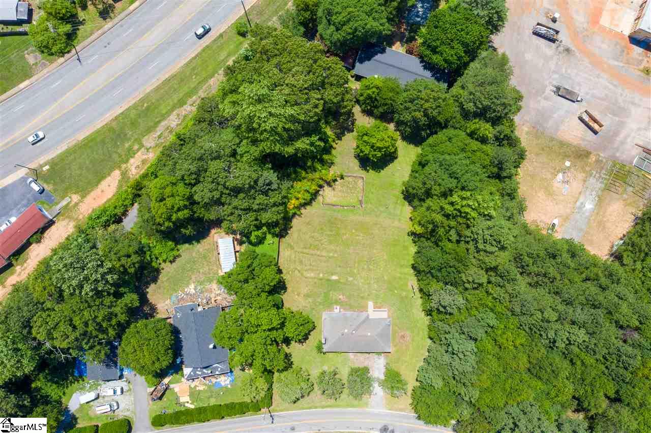 127 Old Cedar Rock Road Easley, SC 29640 - Photo 3 of 36 Gallery Image 3