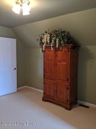 7115 Austinwood Road Louisville, KY 40214 - Photo 49 of 76 A53AC179-85DC-4AC3-A5EE-2AC24E4A7A2A