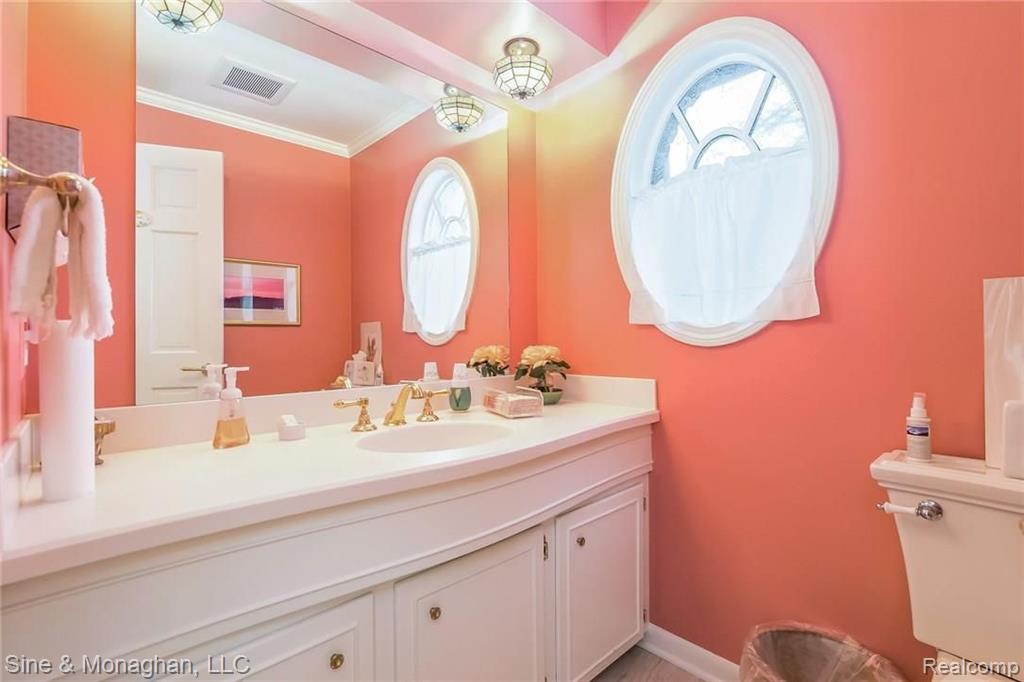 24 Warner Road Grosse Pointe Farms, MI 48236 - Photo 28 of 56