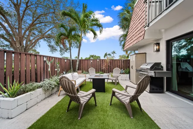 $339,000 | 3011 Southwest Sunset Trace Circle, Unit 3011, Palm City, FL 34990