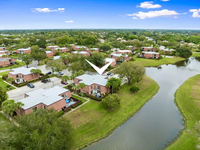 $339,000 | 3011 Southwest Sunset Trace Circle, Unit 3011, Palm City, FL 34990