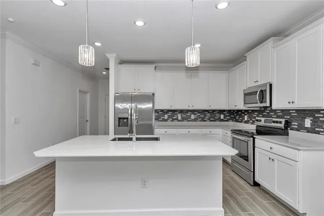 $299,900 | 7867 Southwest 74th Loop, Ocala, FL 34481