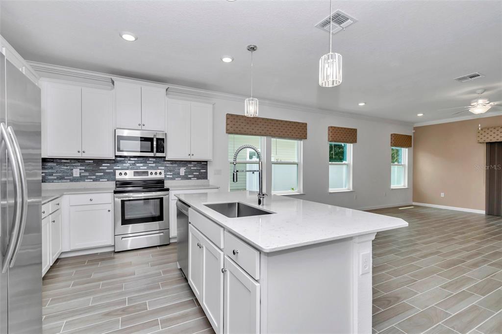 7867 Southwest 74th Loop Ocala, FL 34481 - Photo 4 of 55