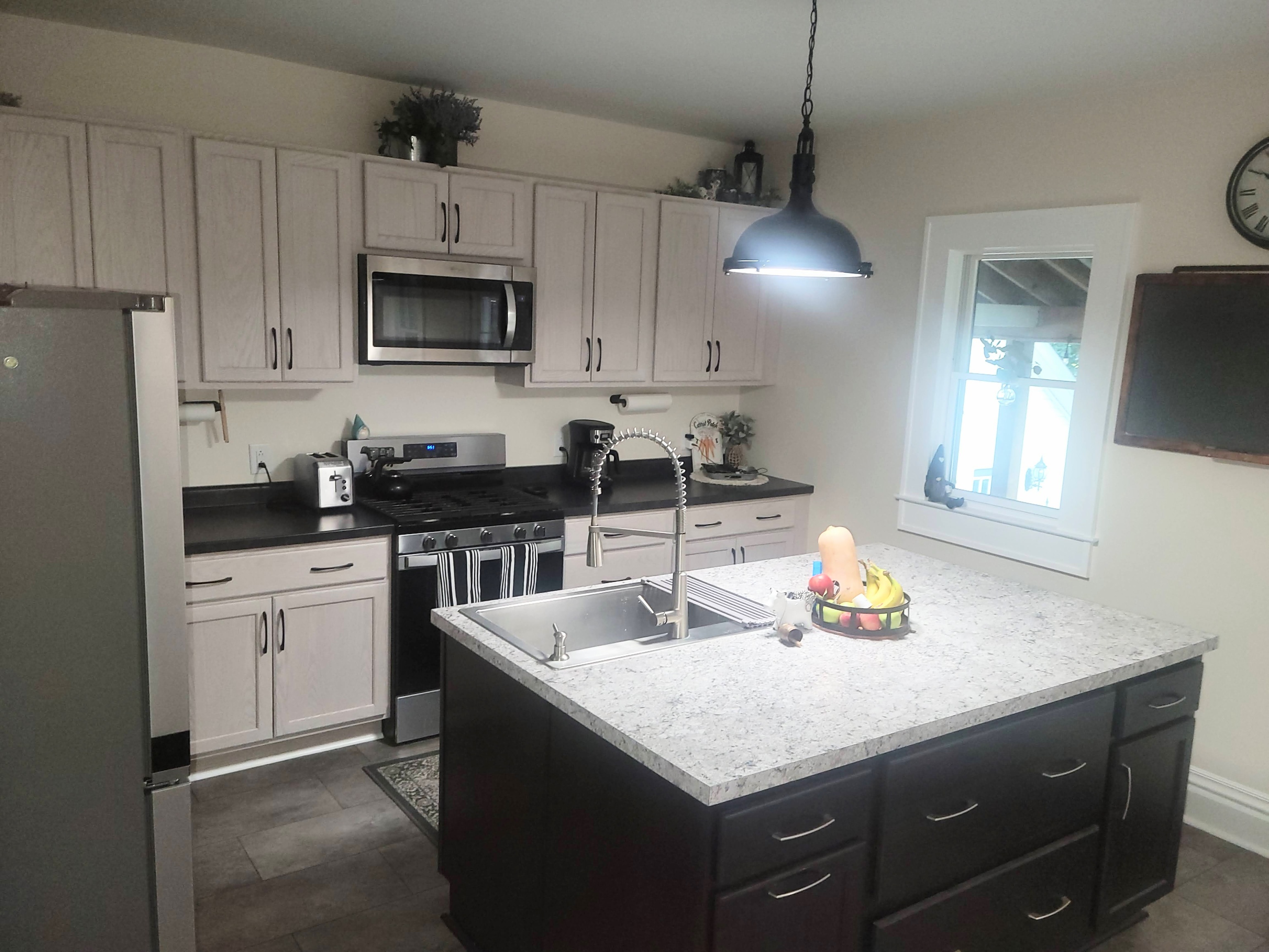 233 West Tile Street Pendleton, IN 46064 - Photo 10 of 37