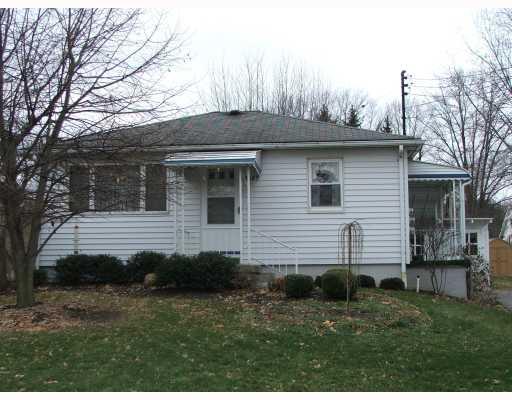 3623 Evergreen Road Pulaski, PA 16143 - Photo 1 of 7 Exterior Front.