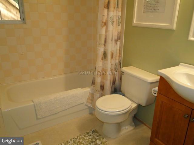 24 Capetown Road Ocean Pines, MD 21811 - Photo 11 of 25 Gallery Image 11