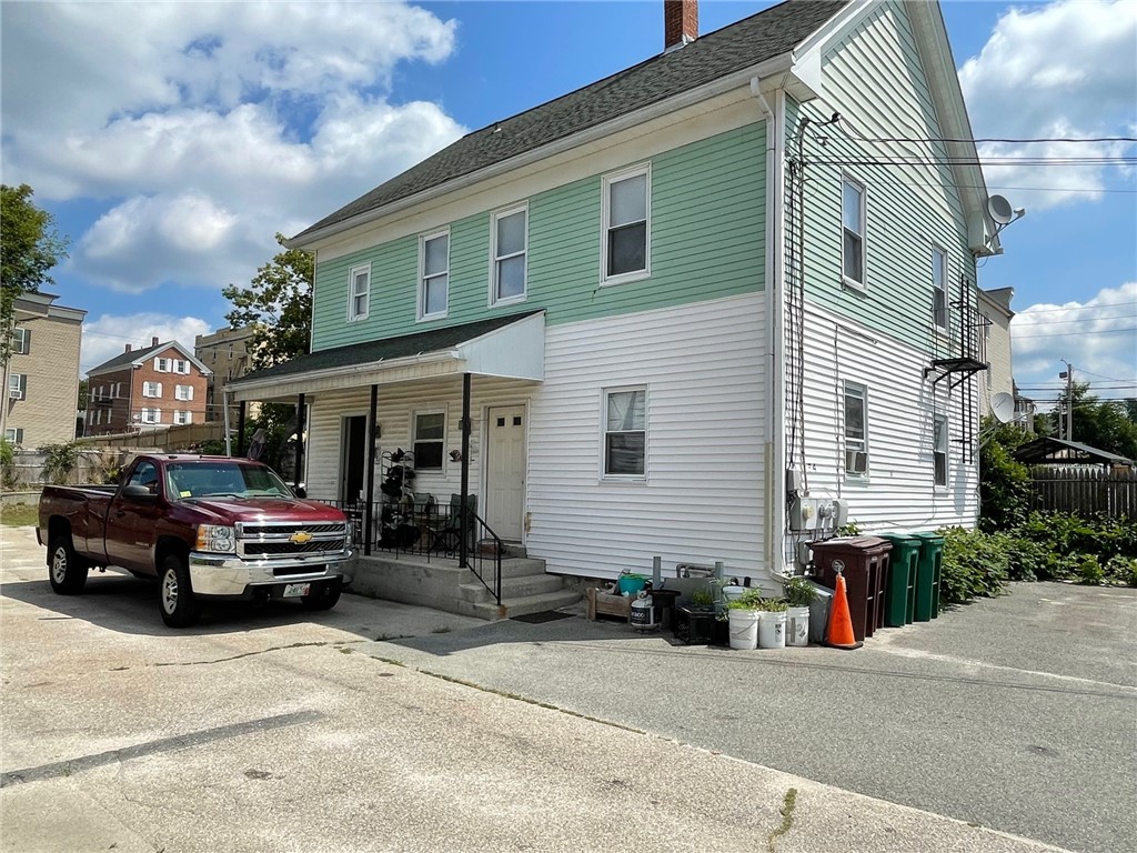 34 Elbow Street Woonsocket, RI 02895 - Photo 2 of 19