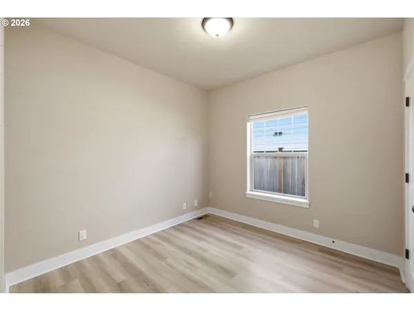 $499,900 | 956 Kaylee Avenue, Junction City, OR 97448