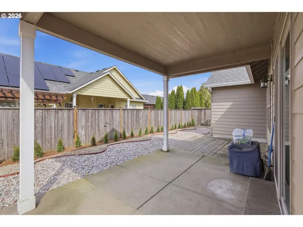 $499,900 | 956 Kaylee Avenue, Junction City, OR 97448