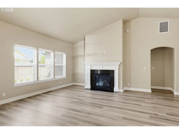 $499,900 | 956 Kaylee Avenue, Junction City, OR 97448