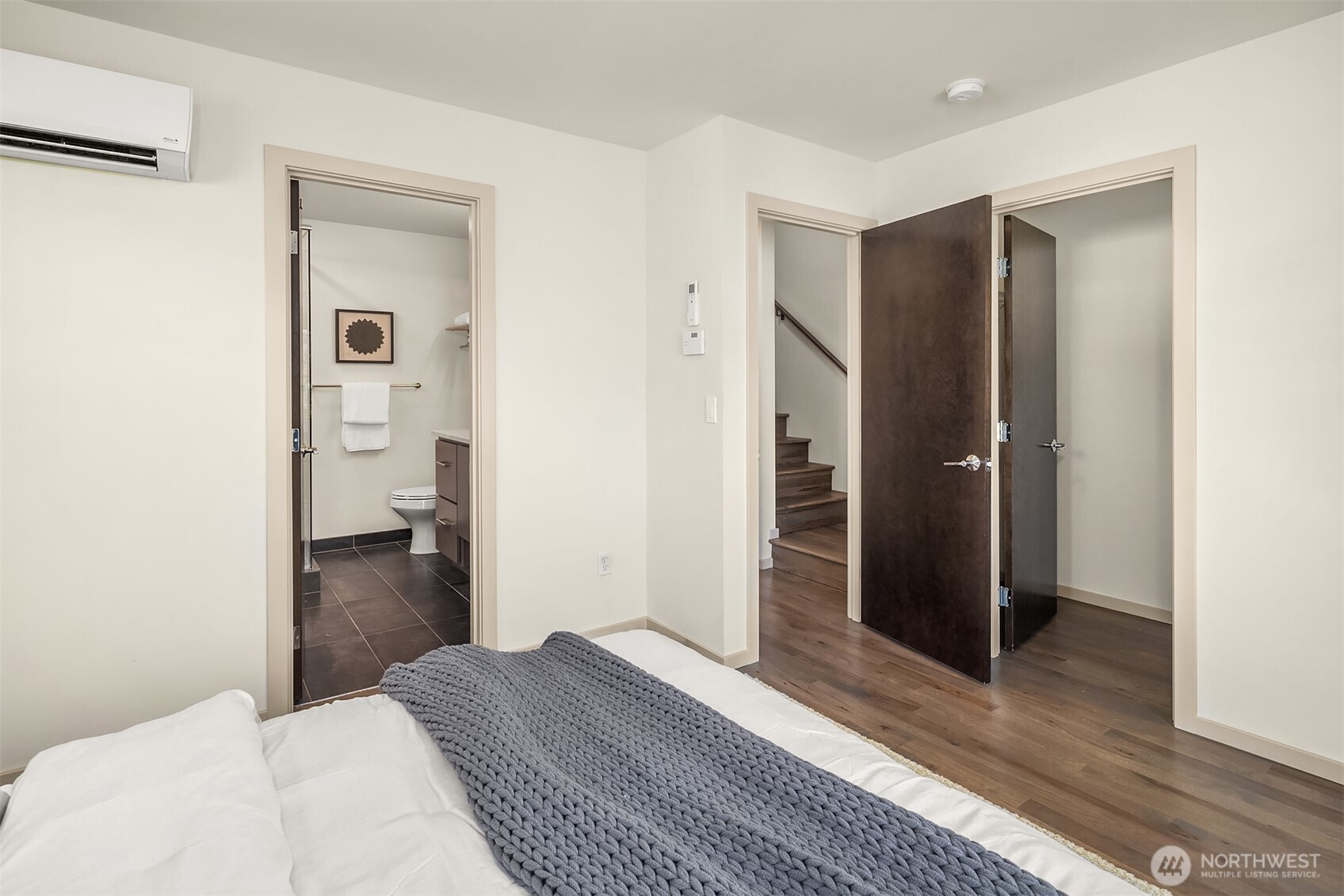 2409 Northwest 64th Street Seattle, WA 98107 - Photo 15 of 34