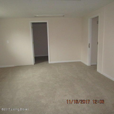 130 Smith Road Brooks, KY 40109 - Photo 2 of 21 LIVING ROOM. 1ST FLOOR