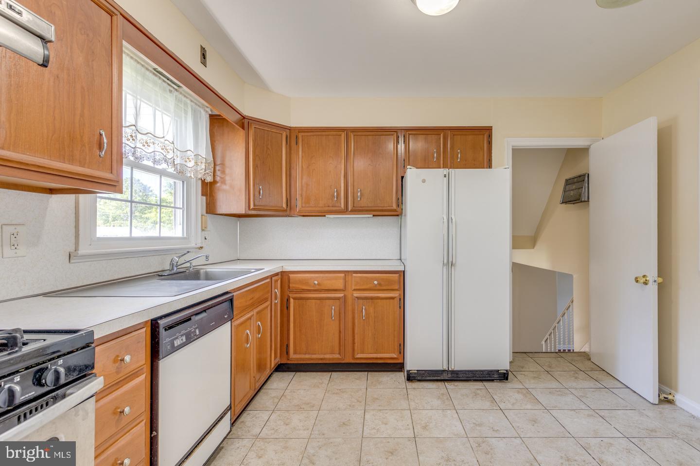 115 North Brookfield Road Cherry Hill, NJ 08034 - Photo 11 of 28 Kitchen