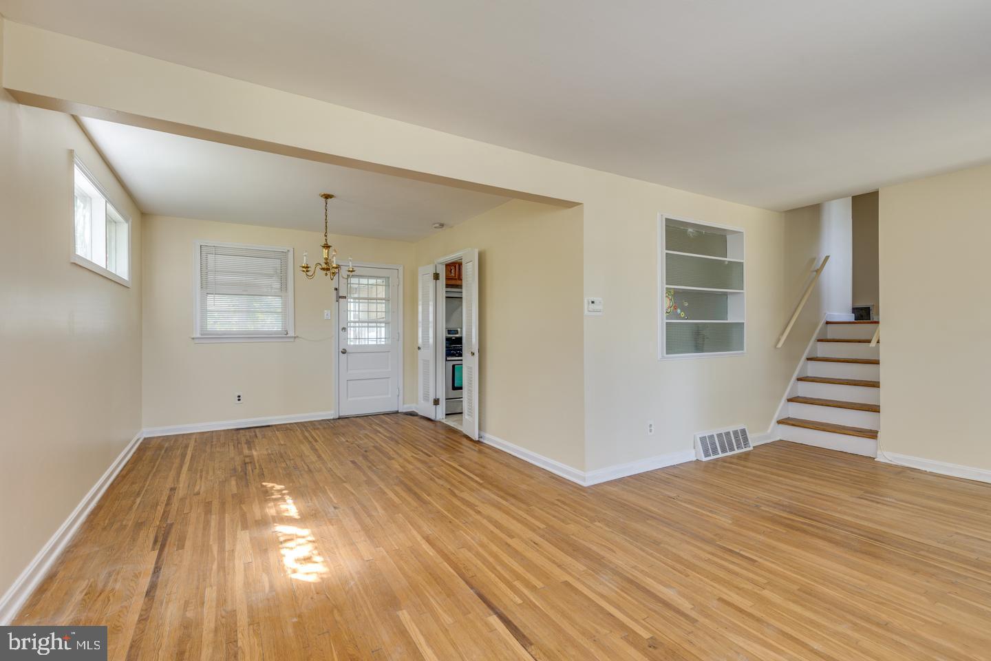115 North Brookfield Road Cherry Hill, NJ 08034 - Photo 8 of 28 Living Room & Dining Room