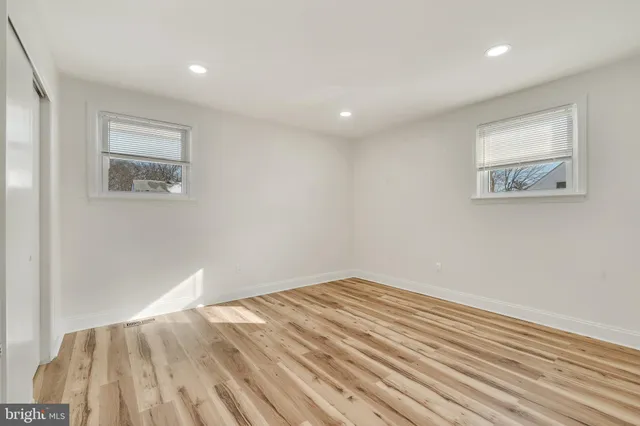 $498,900 | 33 Sycamore Drive, Burlington, NJ 08016