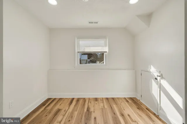 $498,900 | 33 Sycamore Drive, Burlington, NJ 08016