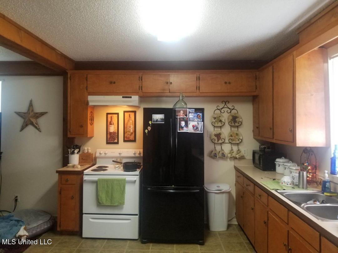 27377 West Dubuisson Road Pass Christian, MS 39571 - Photo 23 of 28 GH3