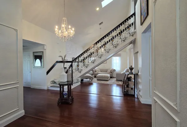 $1,099,000 | 147 Northeast Naranja Avenue, Port St. Lucie, FL 34983