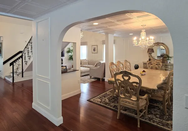 $1,099,000 | 147 Northeast Naranja Avenue, Port St. Lucie, FL 34983