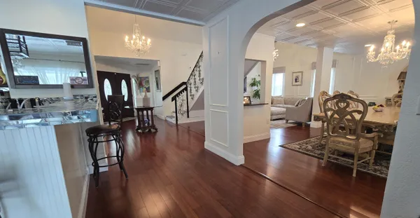 $1,099,000 | 147 Northeast Naranja Avenue, Port St. Lucie, FL 34983