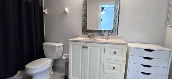 $1,099,000 | 147 Northeast Naranja Avenue, Port St. Lucie, FL 34983