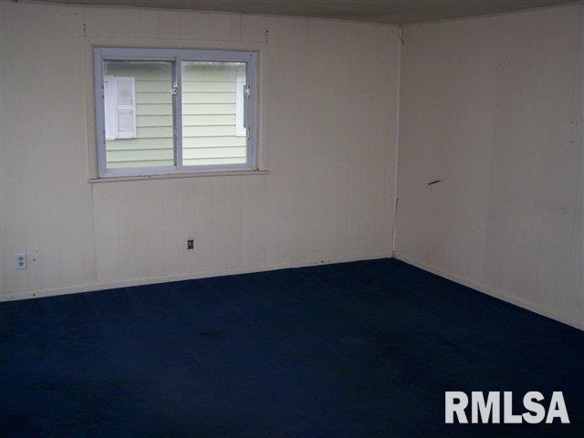 904 South Kickapoo Street Lincoln, IL 62656 - Photo 3 of 9 Gallery Image 3