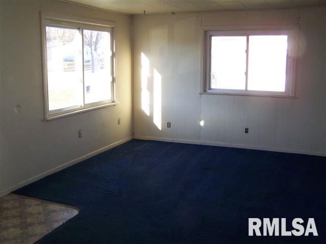 904 South Kickapoo Street Lincoln, IL 62656 - Photo 6 of 9 Gallery Image 6