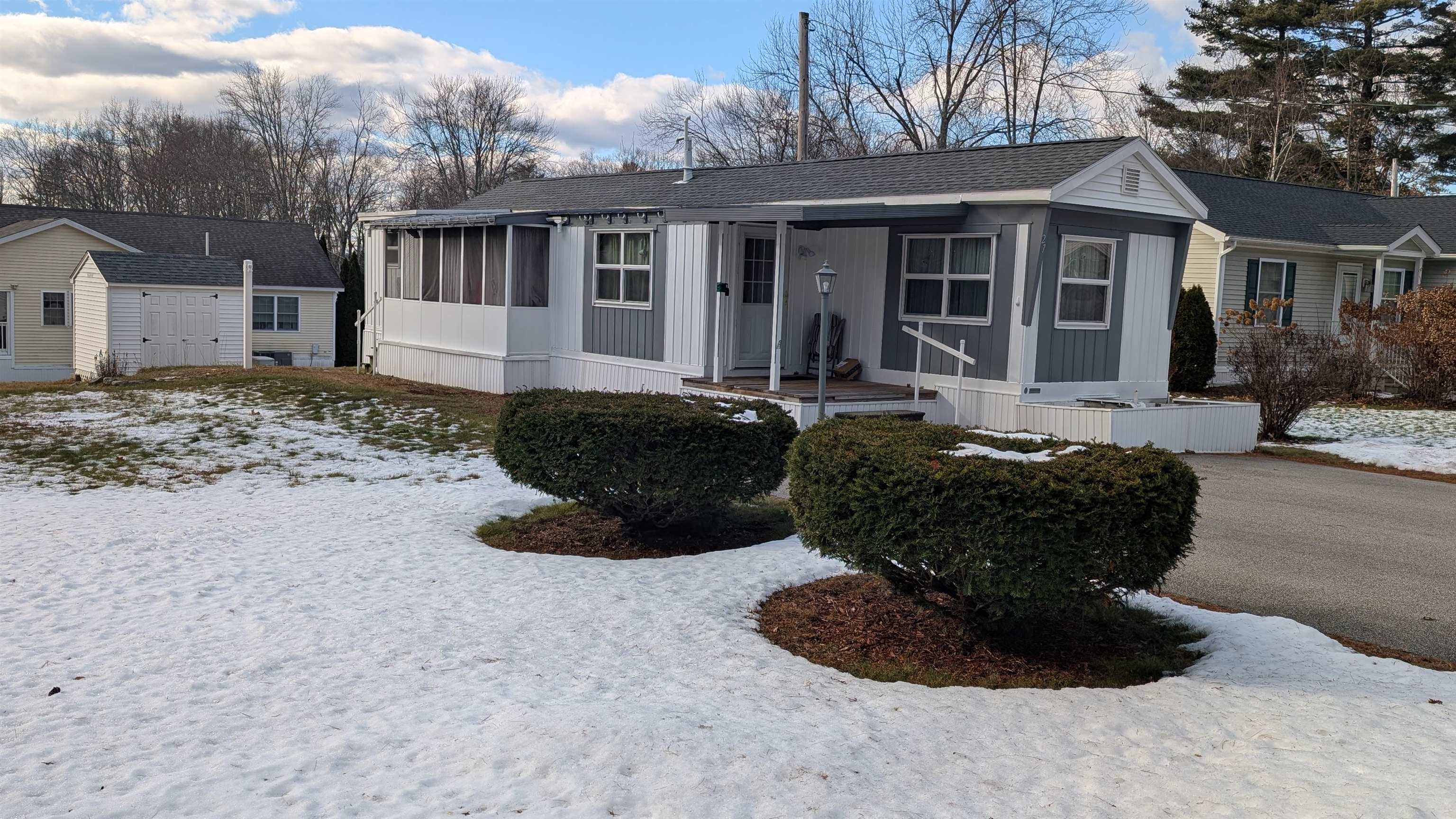 27 Pinewood Trail Concord, NH 03301 - Photo 1 of 18