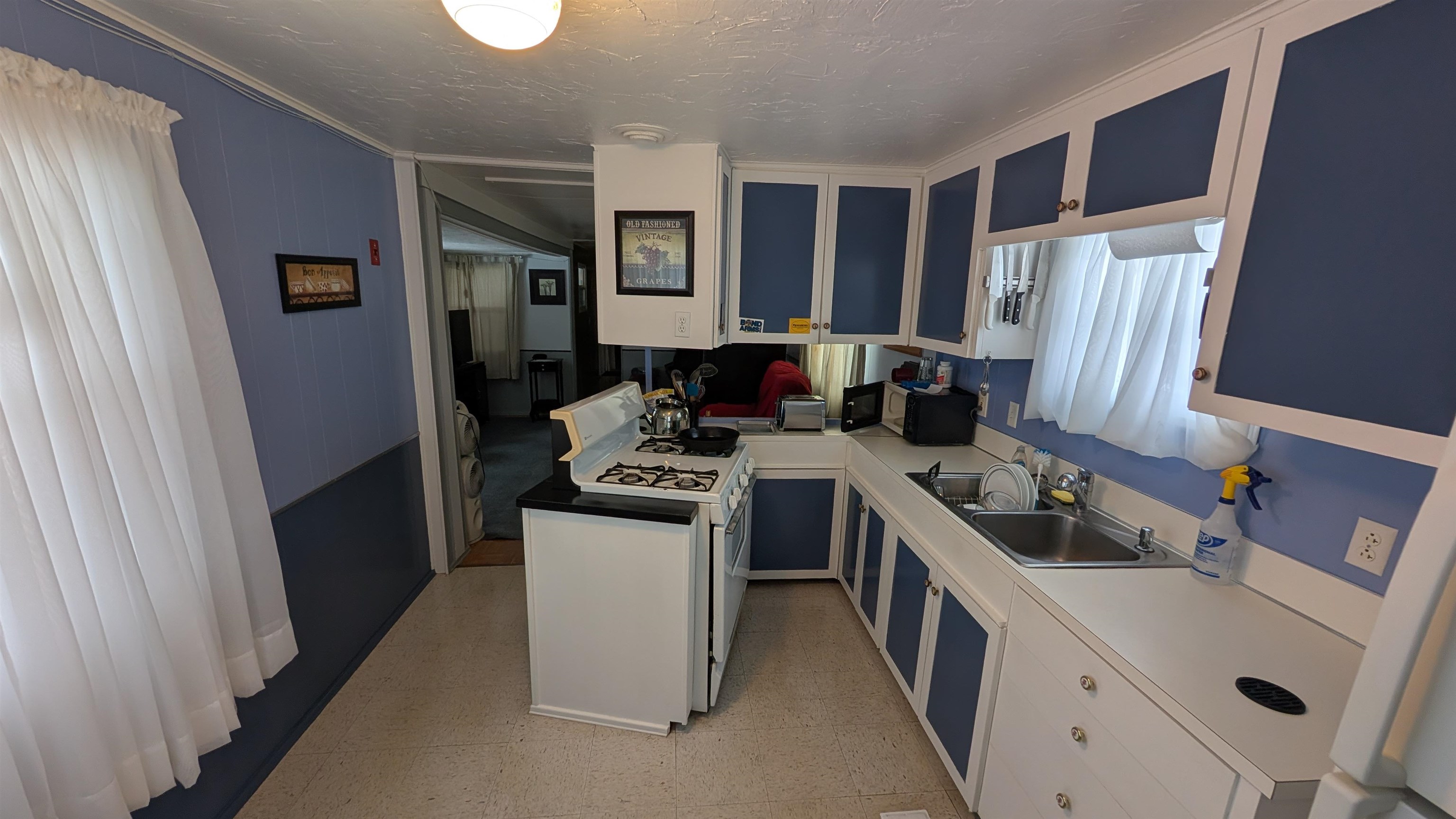 27 Pinewood Trail Concord, NH 03301 - Photo 5 of 18