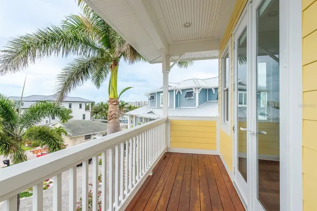 $4,250,000 | 442 Midway Island, Clearwater Beach, FL 33767