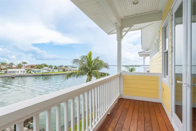 $4,250,000 | 442 Midway Island, Clearwater Beach, FL 33767