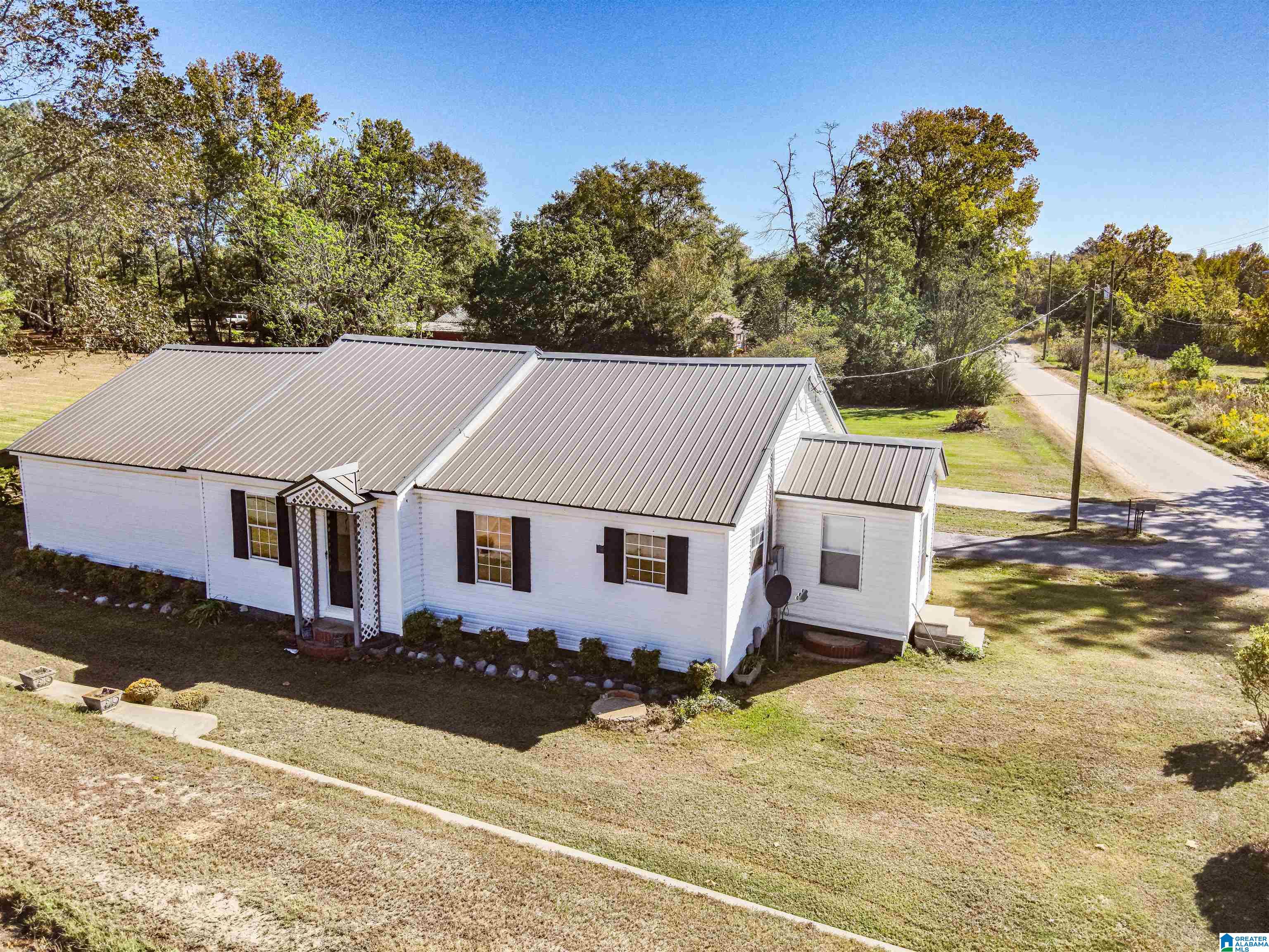 9 Oil Tank Road Maplesville, AL 36750 - Photo 1 of 30