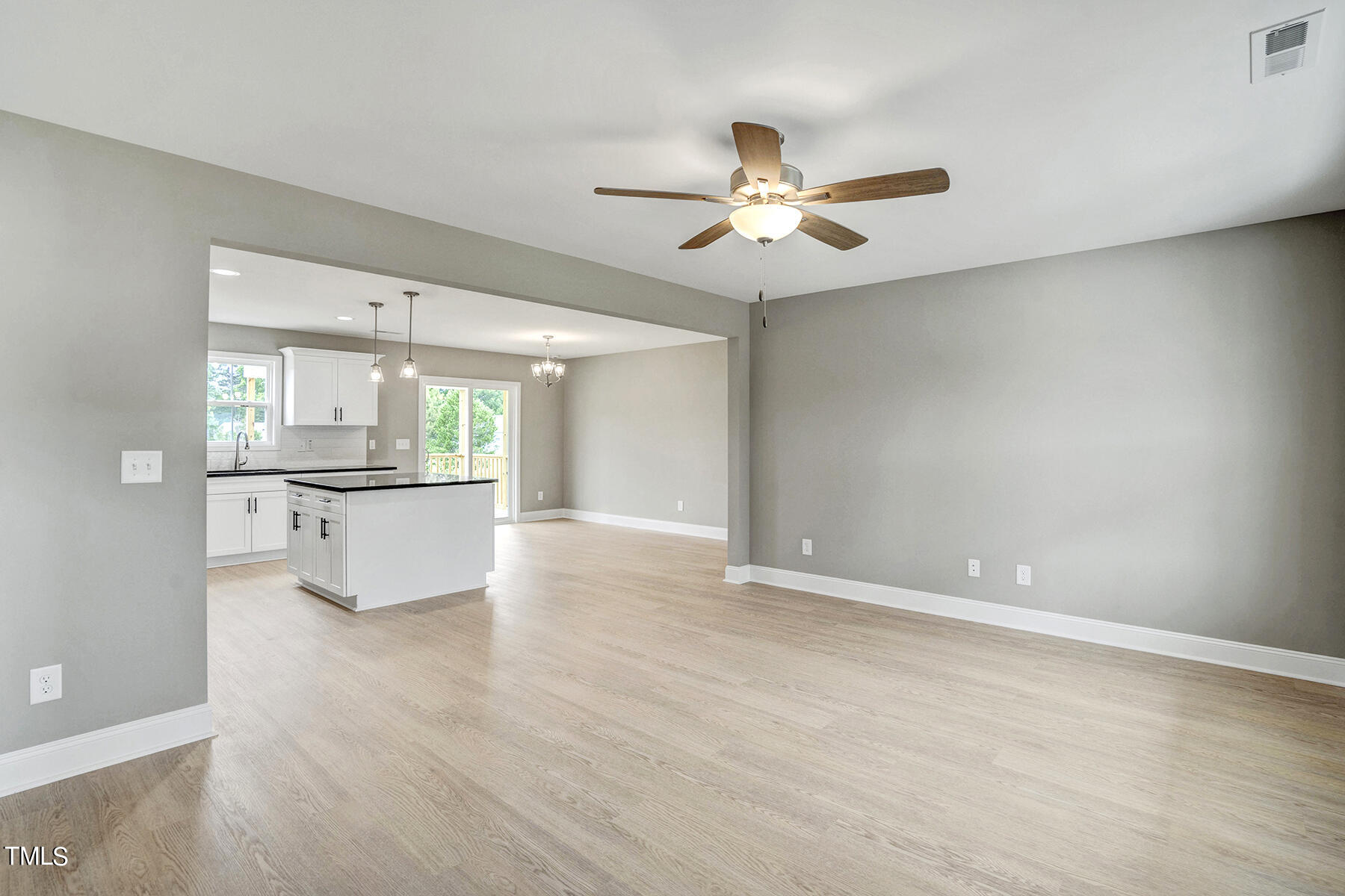 45 Rocks Edge Lane Smithfield, NC 27577 - Photo 5 of 30 45 Rock Edge Ln-11