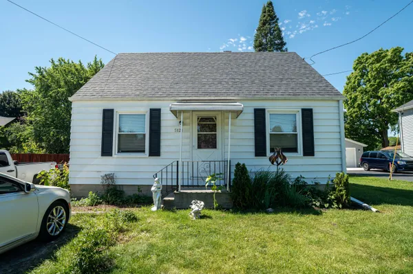 $254,900 | 5121 85th Street, Pleasant Prairie, WI 53158