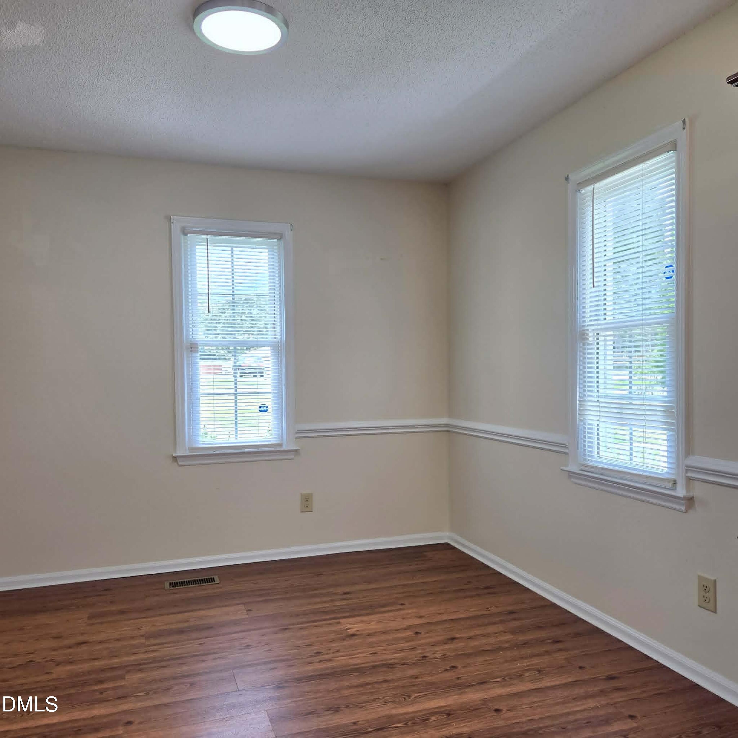 307 Slate Top House Road Clayton, NC 27520 - Photo 12 of 24 Eat in kitchen