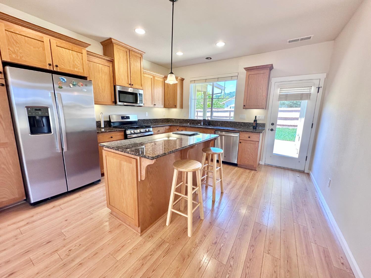 258 Cottage Circle Murphys, CA 95247 - Photo 10 of 28