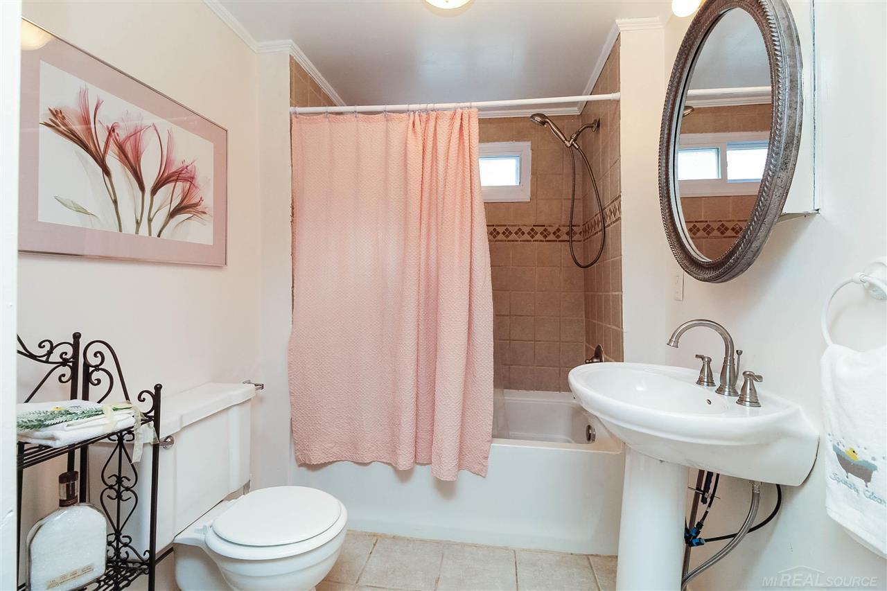 4570 Brott Road North Street, MI 48049 - Photo 17 of 46 50046375-16.JPG