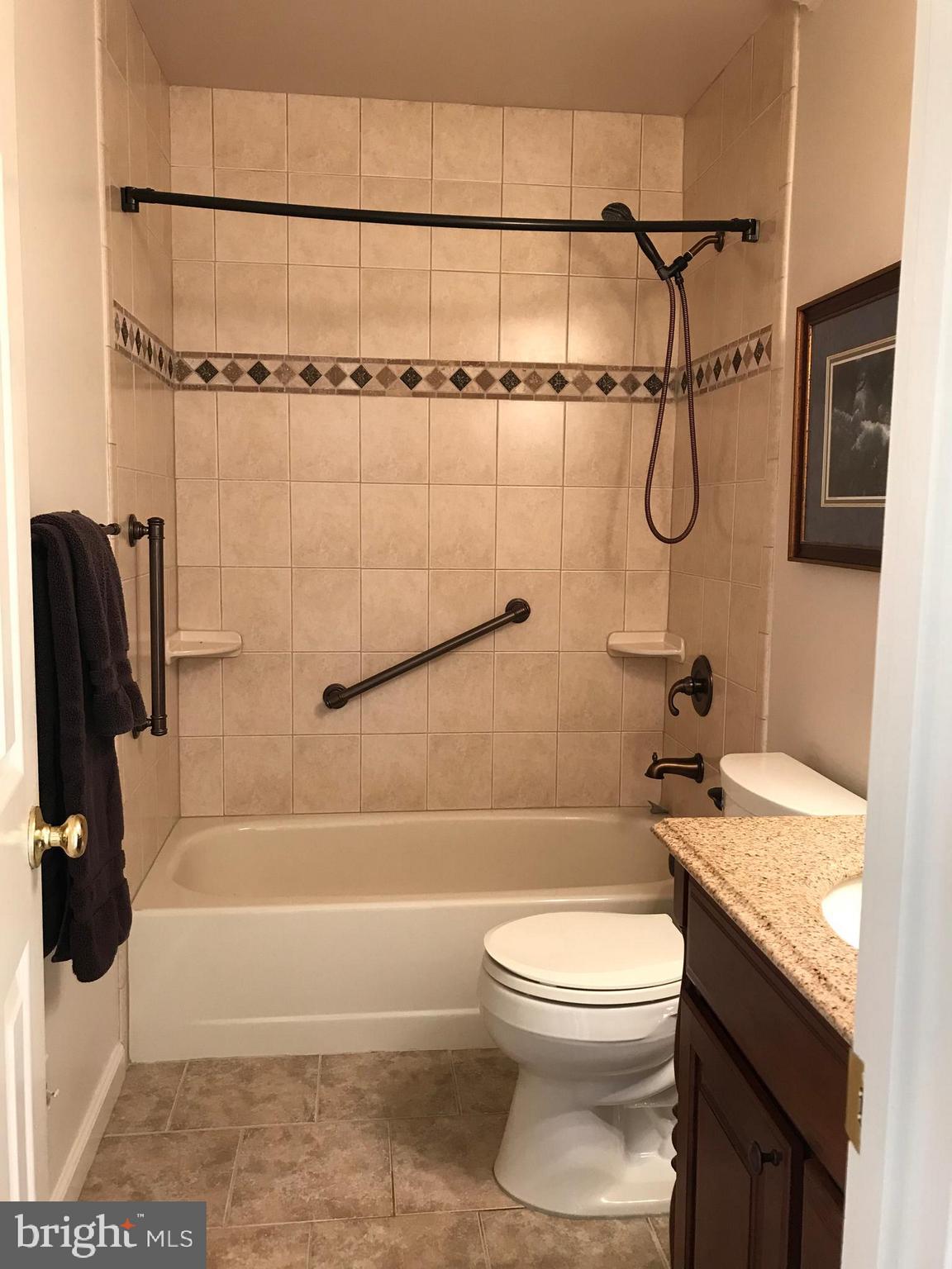 17000 Spates Hill Road Poolesville, MD 20837 - Photo 26 of 45 Full Bath 2