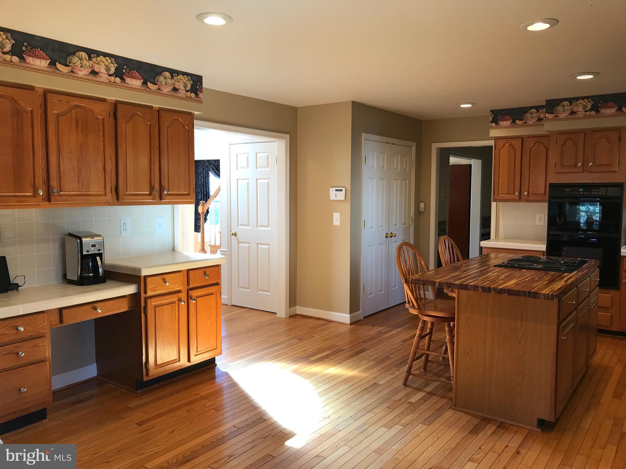 17000 Spates Hill Road Poolesville, MD 20837 - Photo 5 of 45 Kitchen View 2
