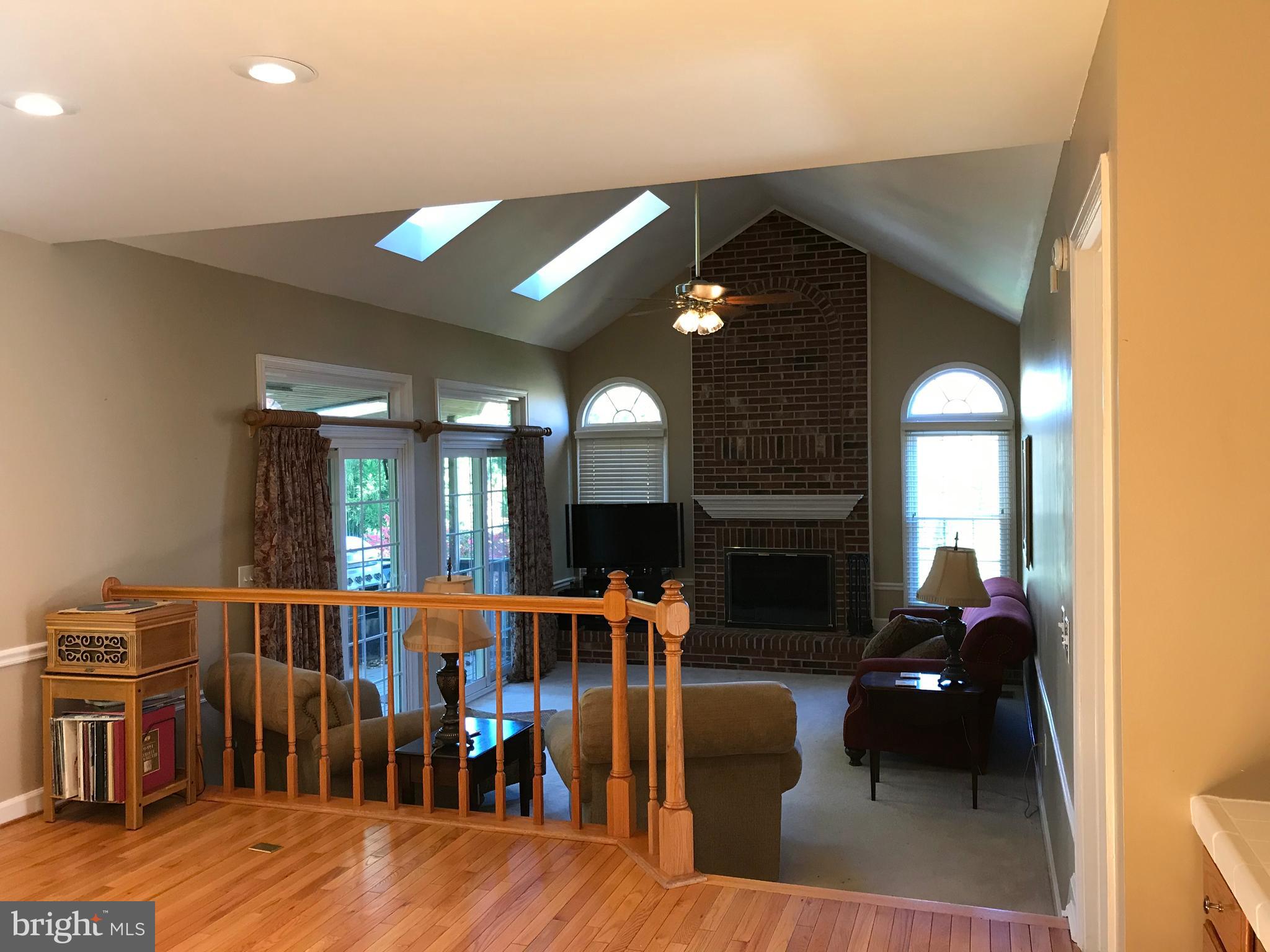 17000 Spates Hill Road Poolesville, MD 20837 - Photo 7 of 45 Family Room