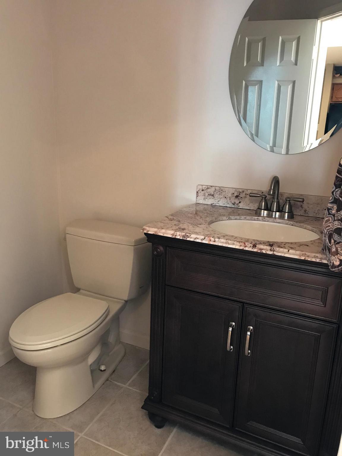 17000 Spates Hill Road Poolesville, MD 20837 - Photo 8 of 45 Powder Room 1st Floor
