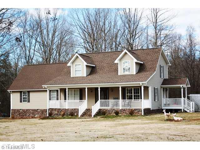 6909 Bowman Road Mebane, NC 27302 - Photo 1 of 16 Exterior Front.